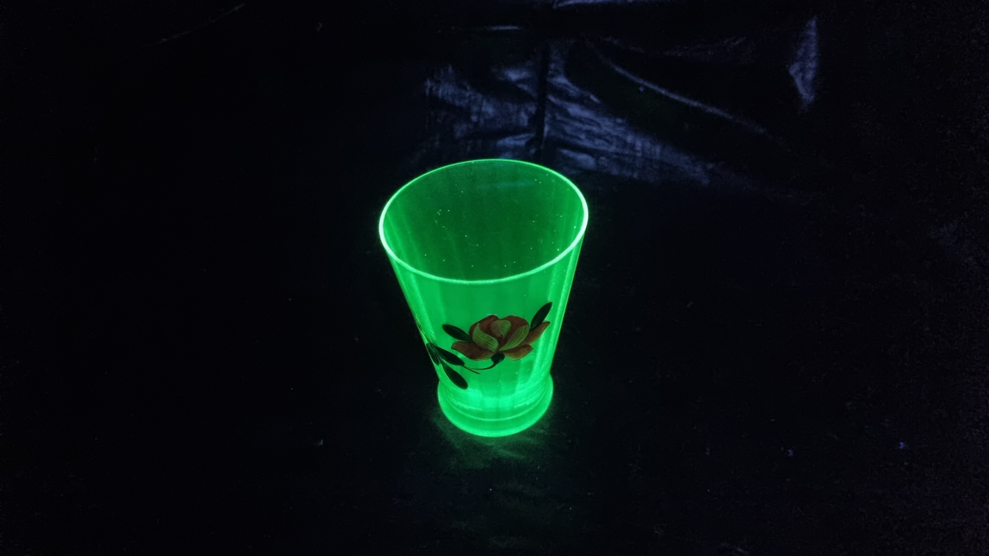 Szkło uranowe 20